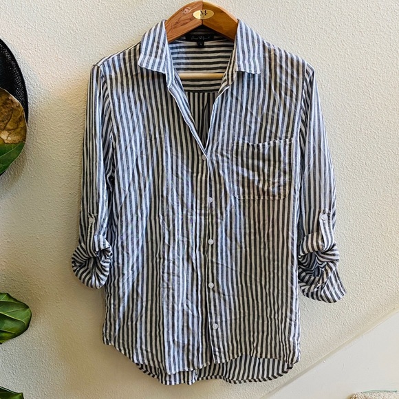 Velvet Heart Tops - VELVET HEART gray stripe oversized blouse top M